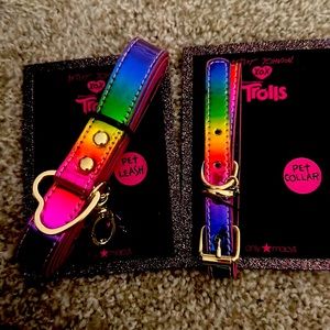 Trolls pet collar